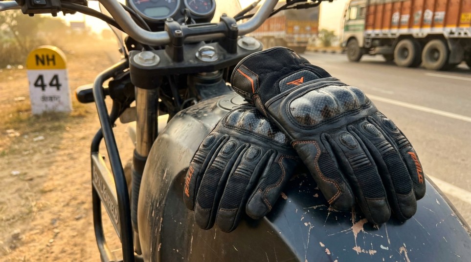 Cheap Riding Gloves in India 2026 — What You Should Really Buy